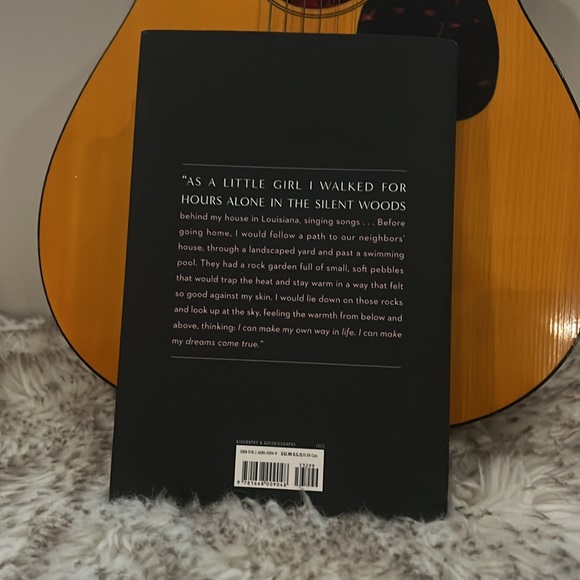 Britney Spears: “The Women in Me” - Picture 2 of 2